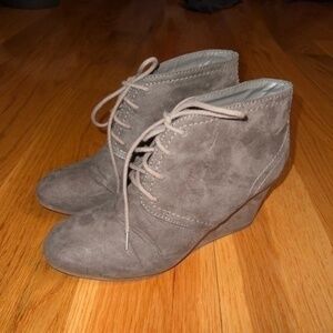 Brown suede wedge booties Arizona 8.5
